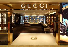 Gucci - Rome shopping tour