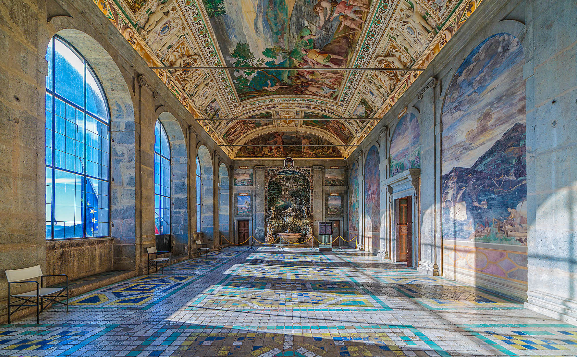 Зала в Палацо Фарнесе - Екскурзия в Лацио