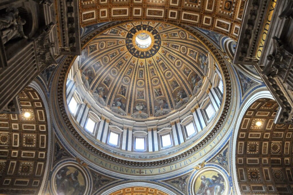 Visite-de-la-Cite-du-Vatican-a-Rome